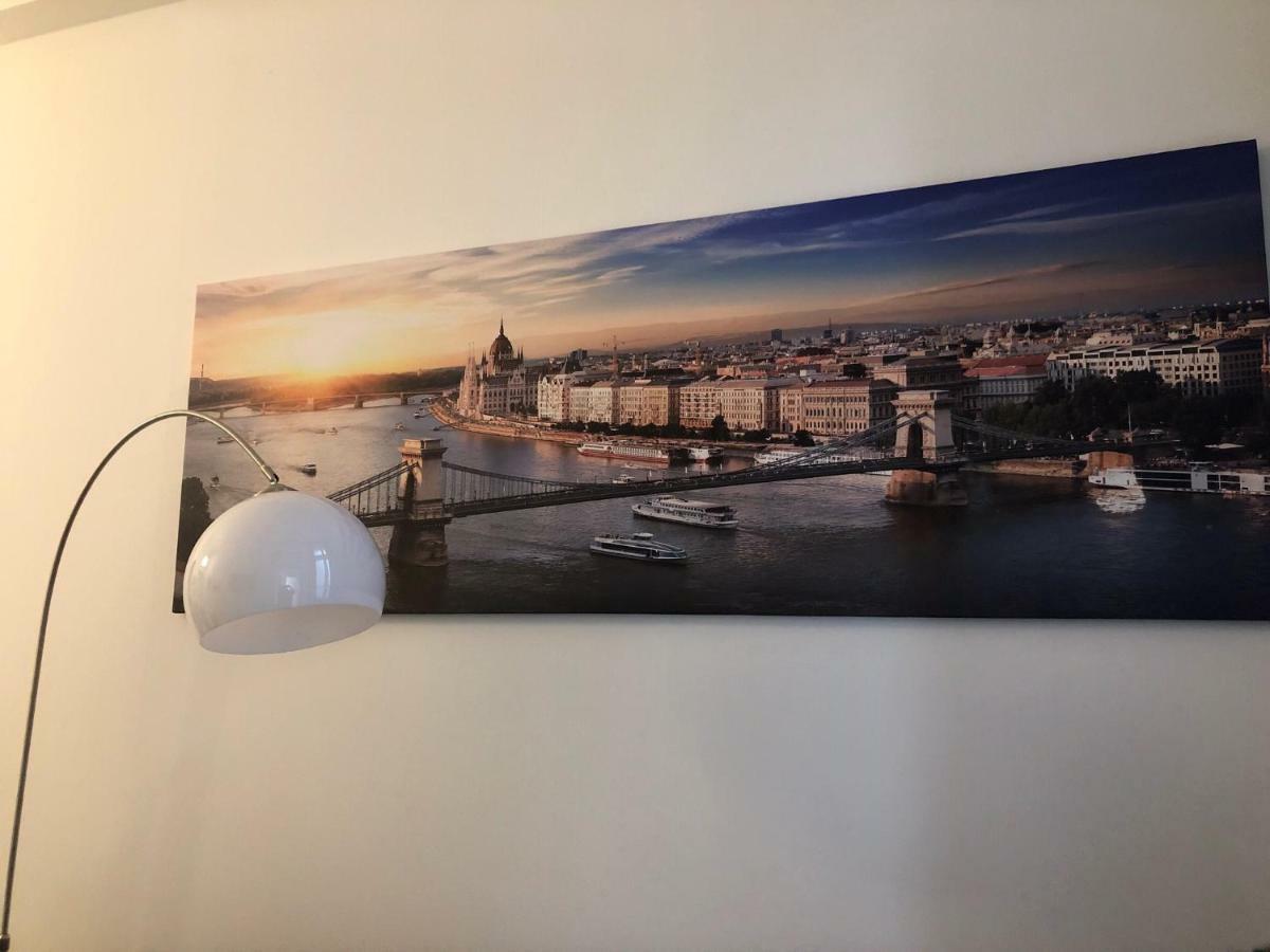 City Corso Apartman Boedapest Buitenkant foto